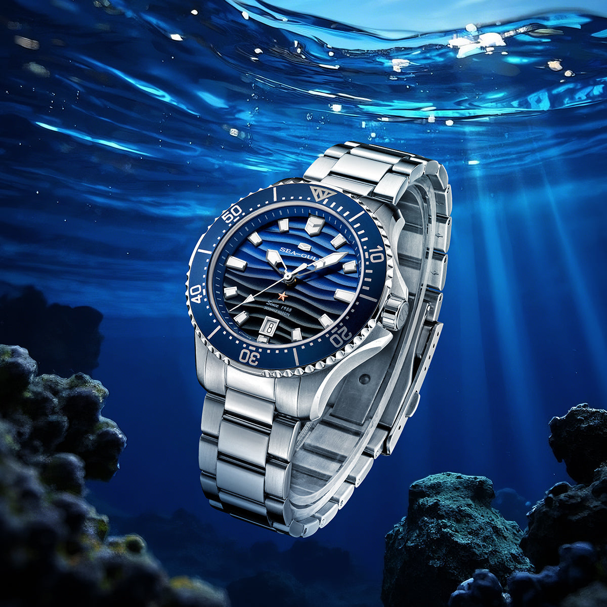 Ocean Series Pro 300m Waterproof Gradient Wave-textured Dial Diving Watch 41mm